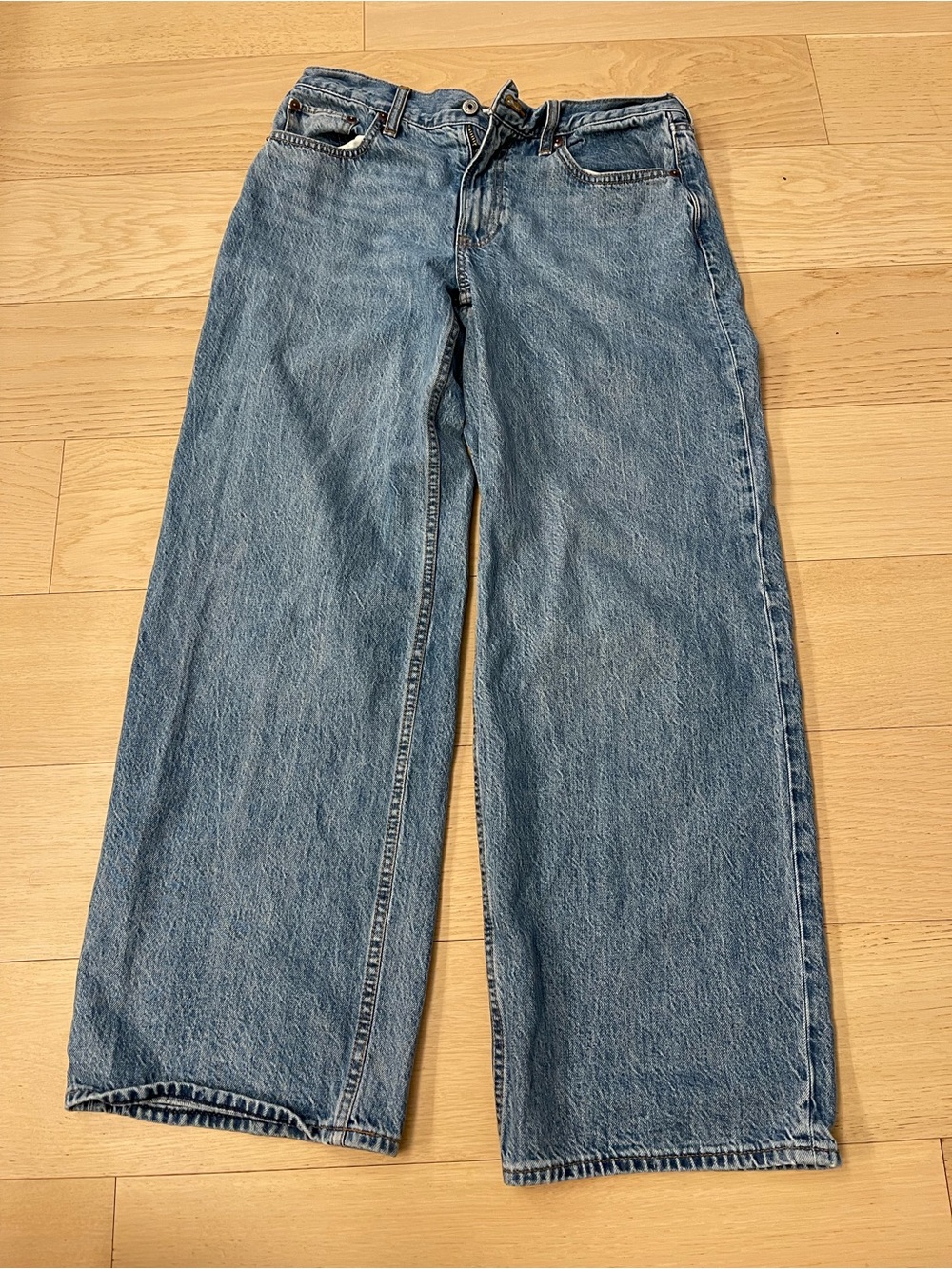 Classic Wide-Leg Light Blue Denim Jeans